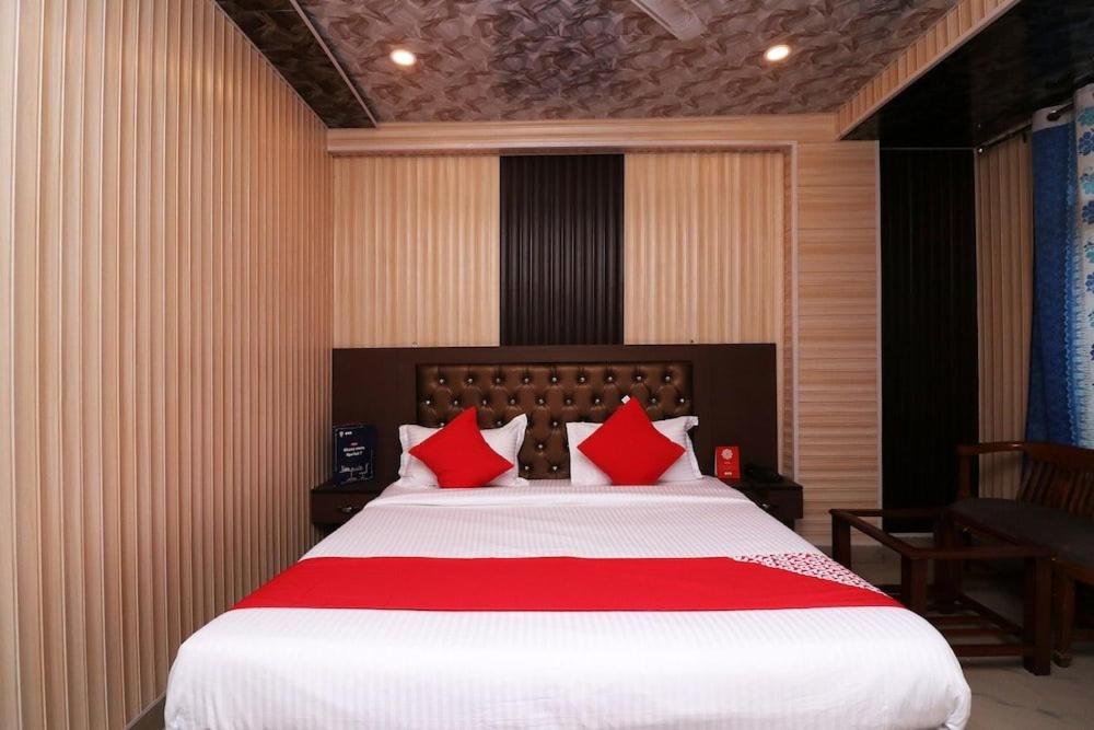Airport Hotel Runway Neu-Delhi Exterior foto