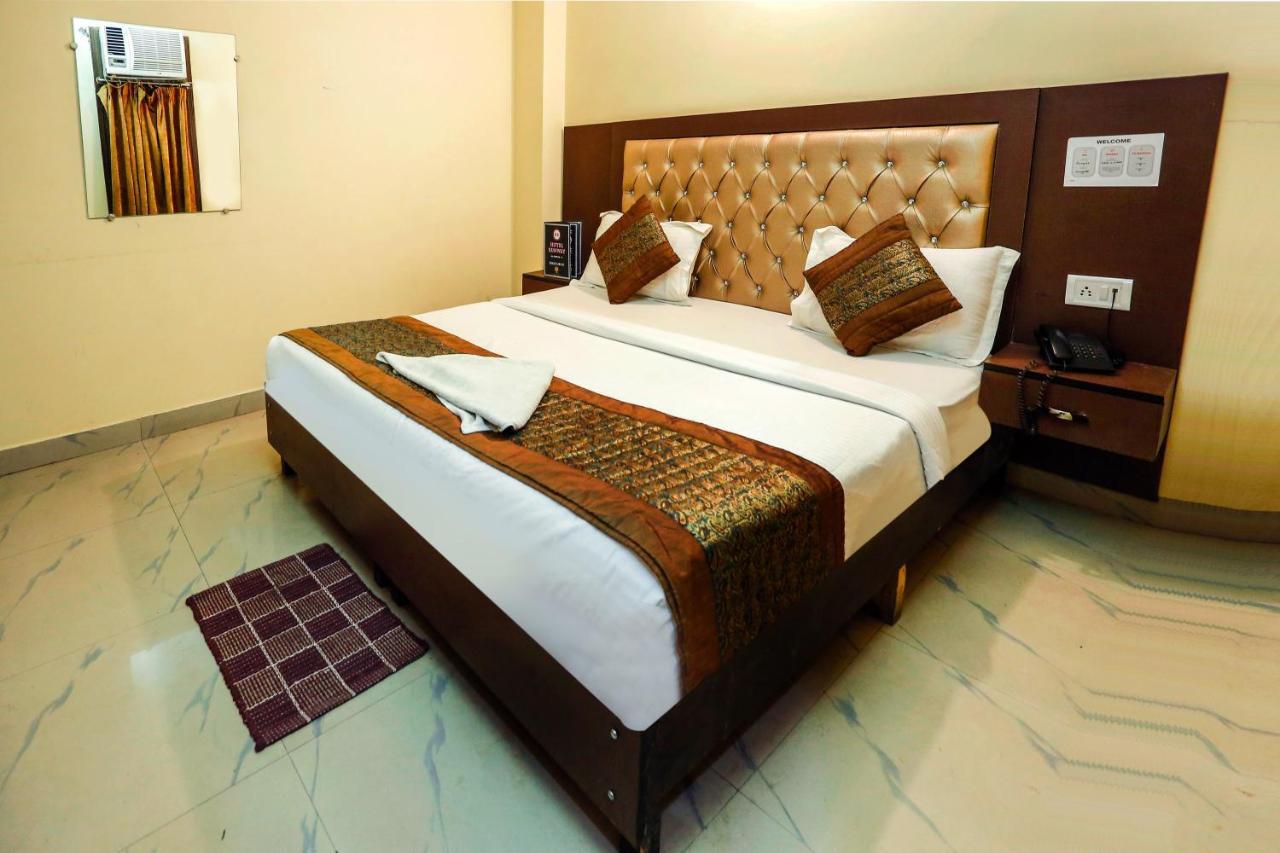 Airport Hotel Runway Neu-Delhi Exterior foto