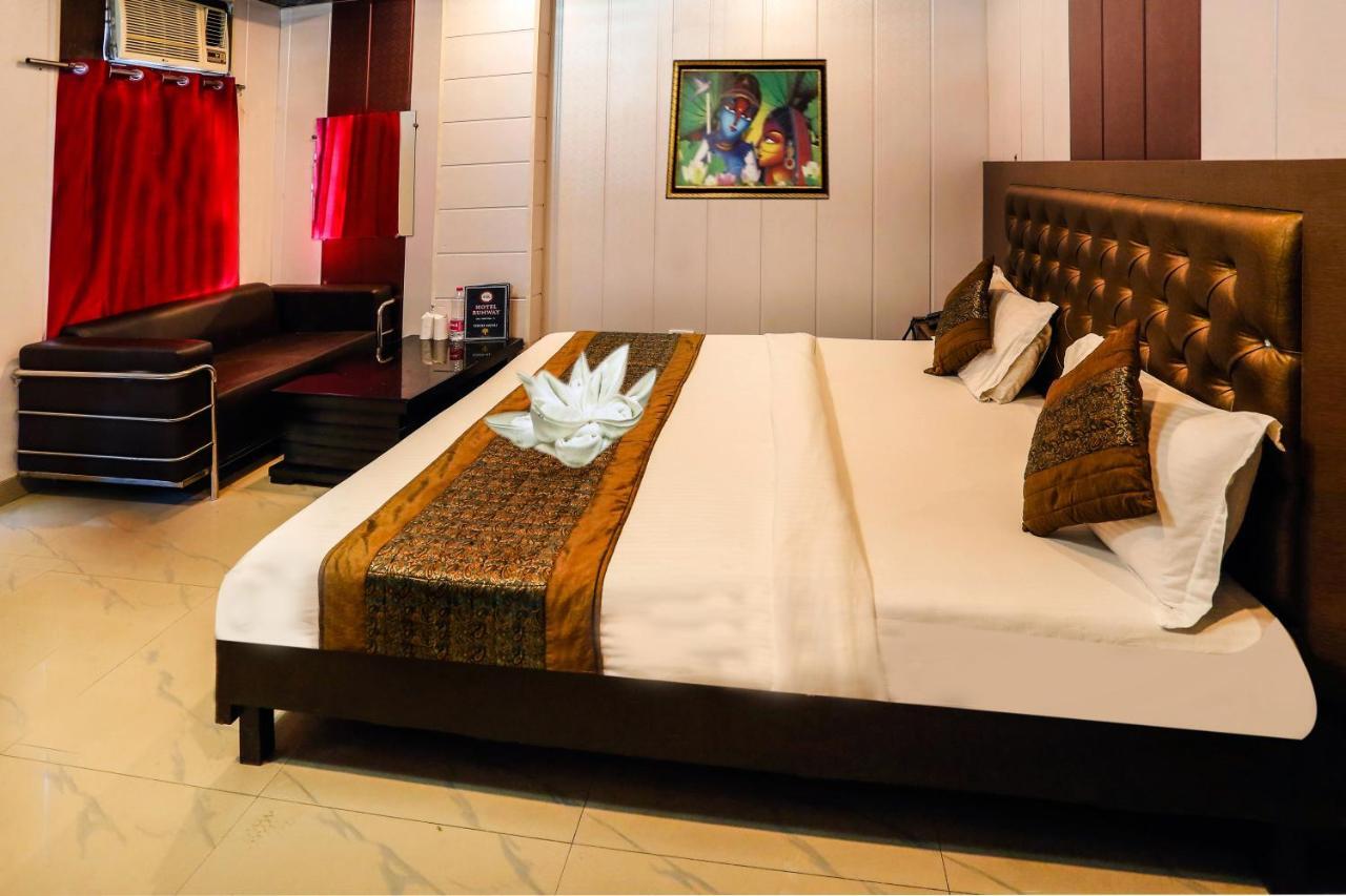Airport Hotel Runway Neu-Delhi Exterior foto