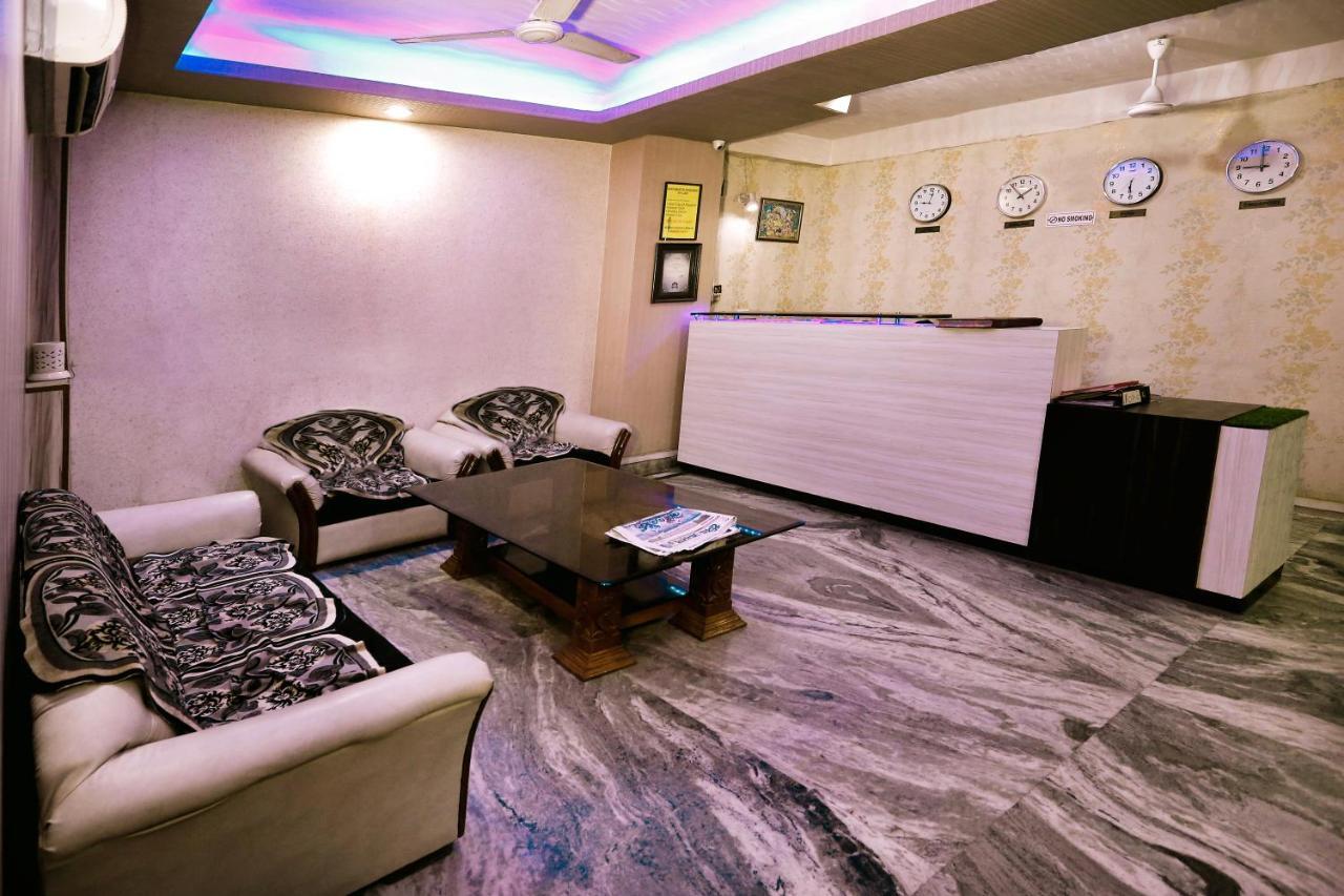 Airport Hotel Runway Neu-Delhi Exterior foto