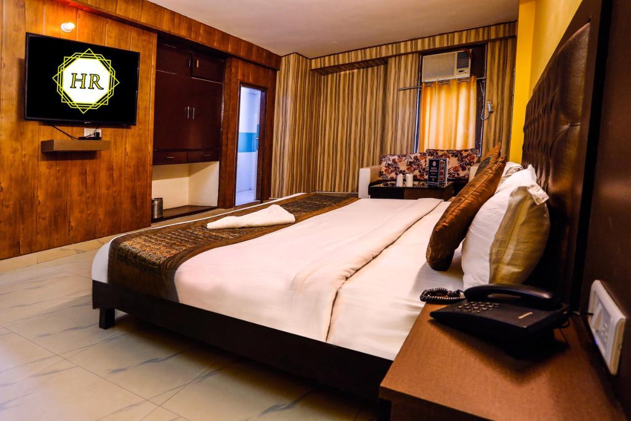 Airport Hotel Runway Neu-Delhi Exterior foto